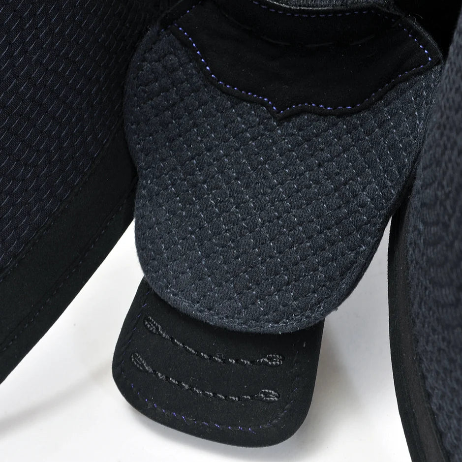 ISSHIN - Perfect Starter 6mm Air Stitch Men
